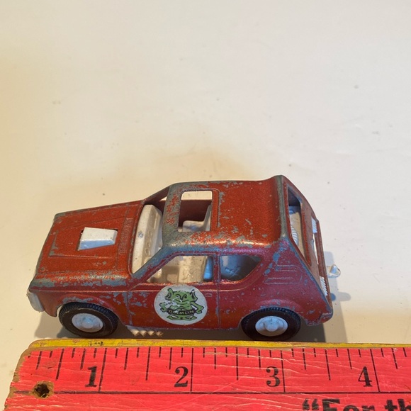 Vintage 1970s Tootsie Toy Co. Red Gremlin Station Wagon - Picture 2 of 5